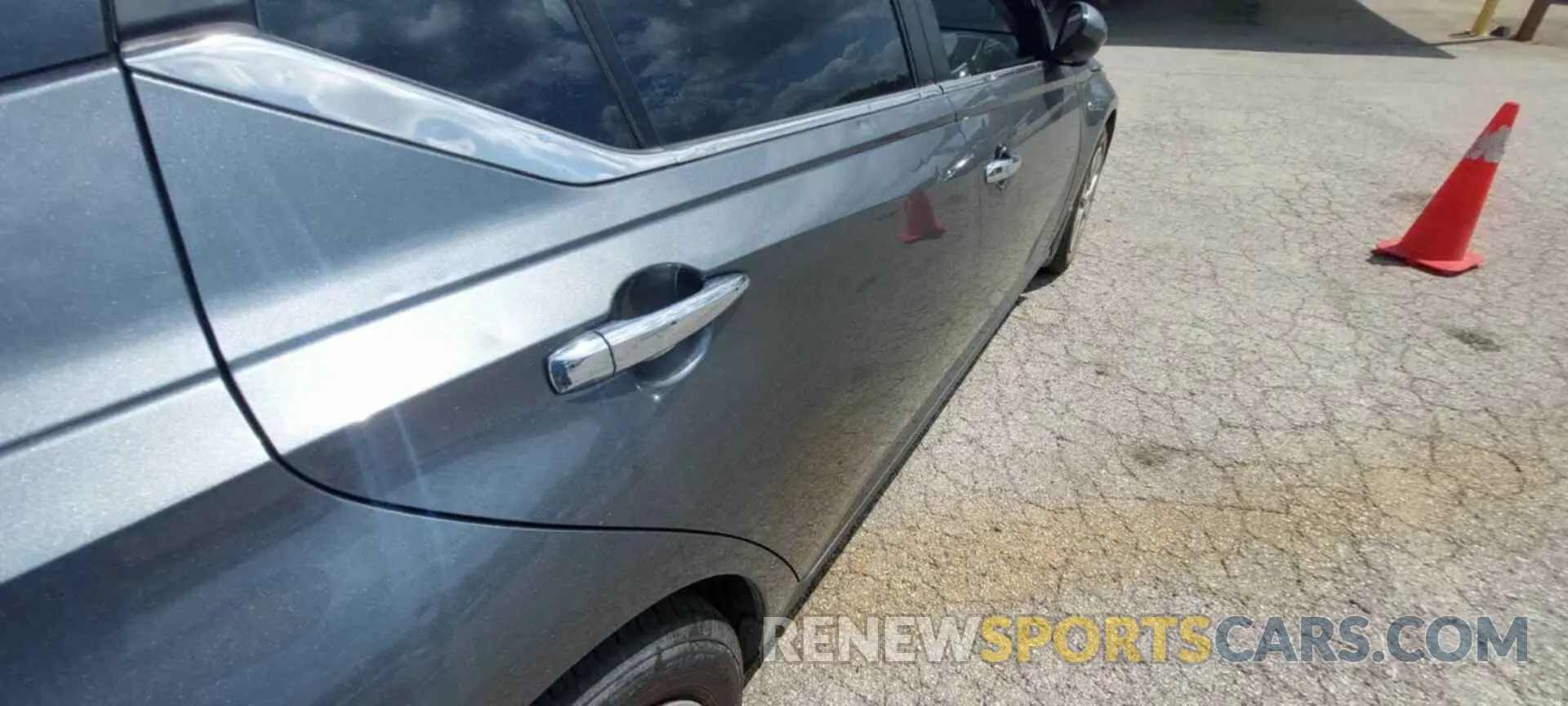 18 Photograph of a damaged car 1N4BL4BV4MN349242 NISSAN ALTIMA 2021