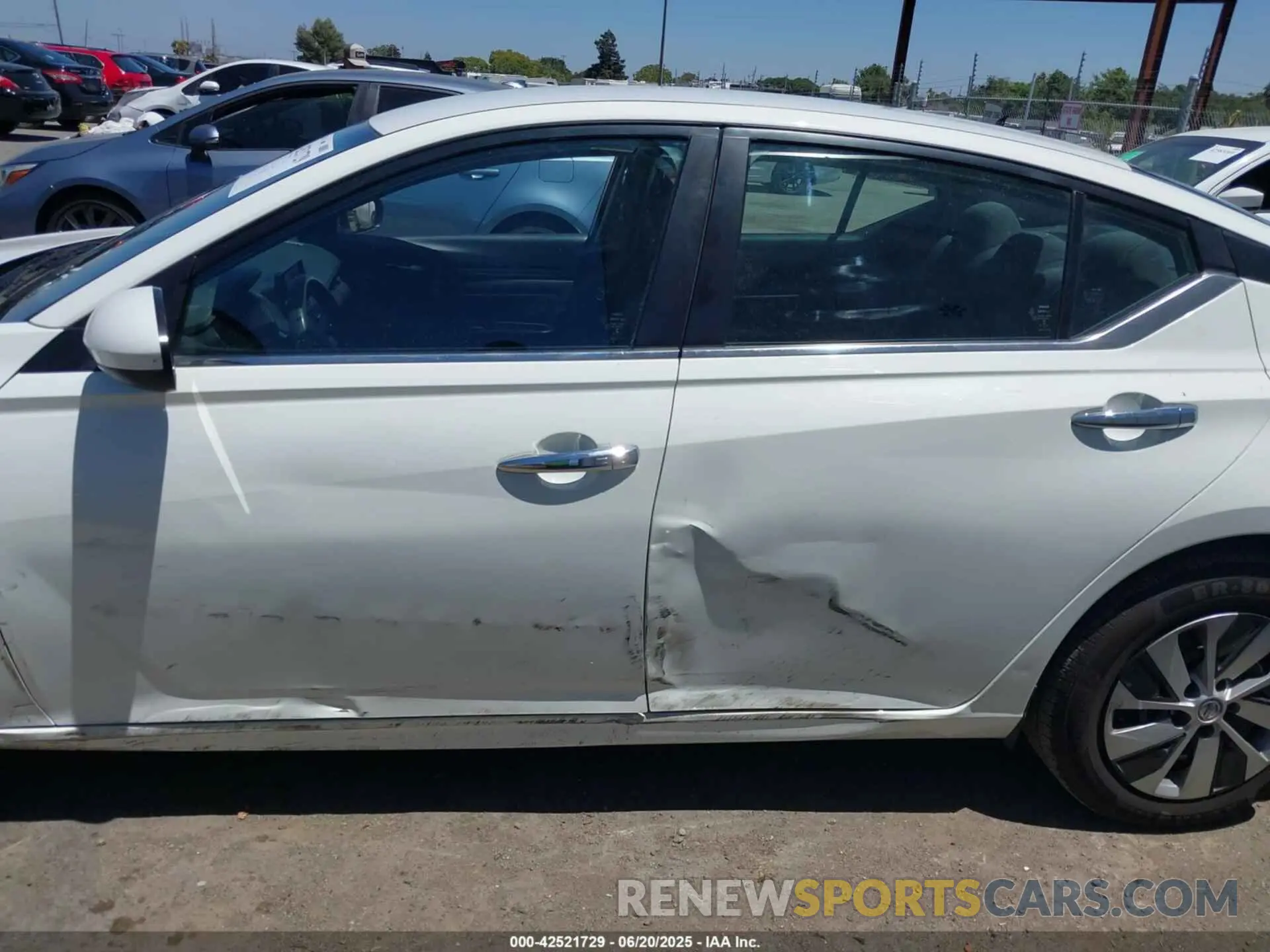14 Photograph of a damaged car 1N4BL4BV4MN364825 NISSAN ALTIMA 2021