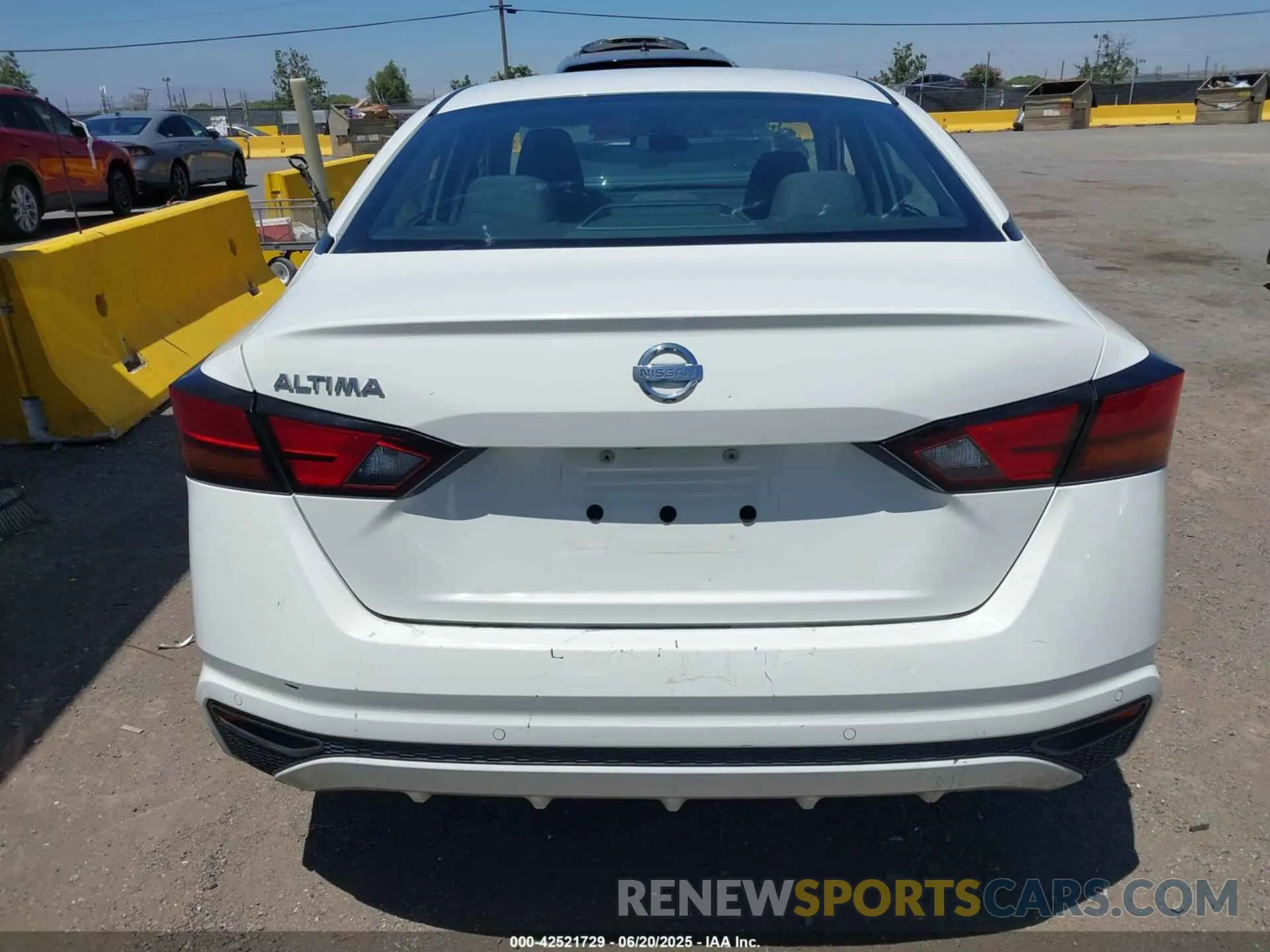 16 Photograph of a damaged car 1N4BL4BV4MN364825 NISSAN ALTIMA 2021