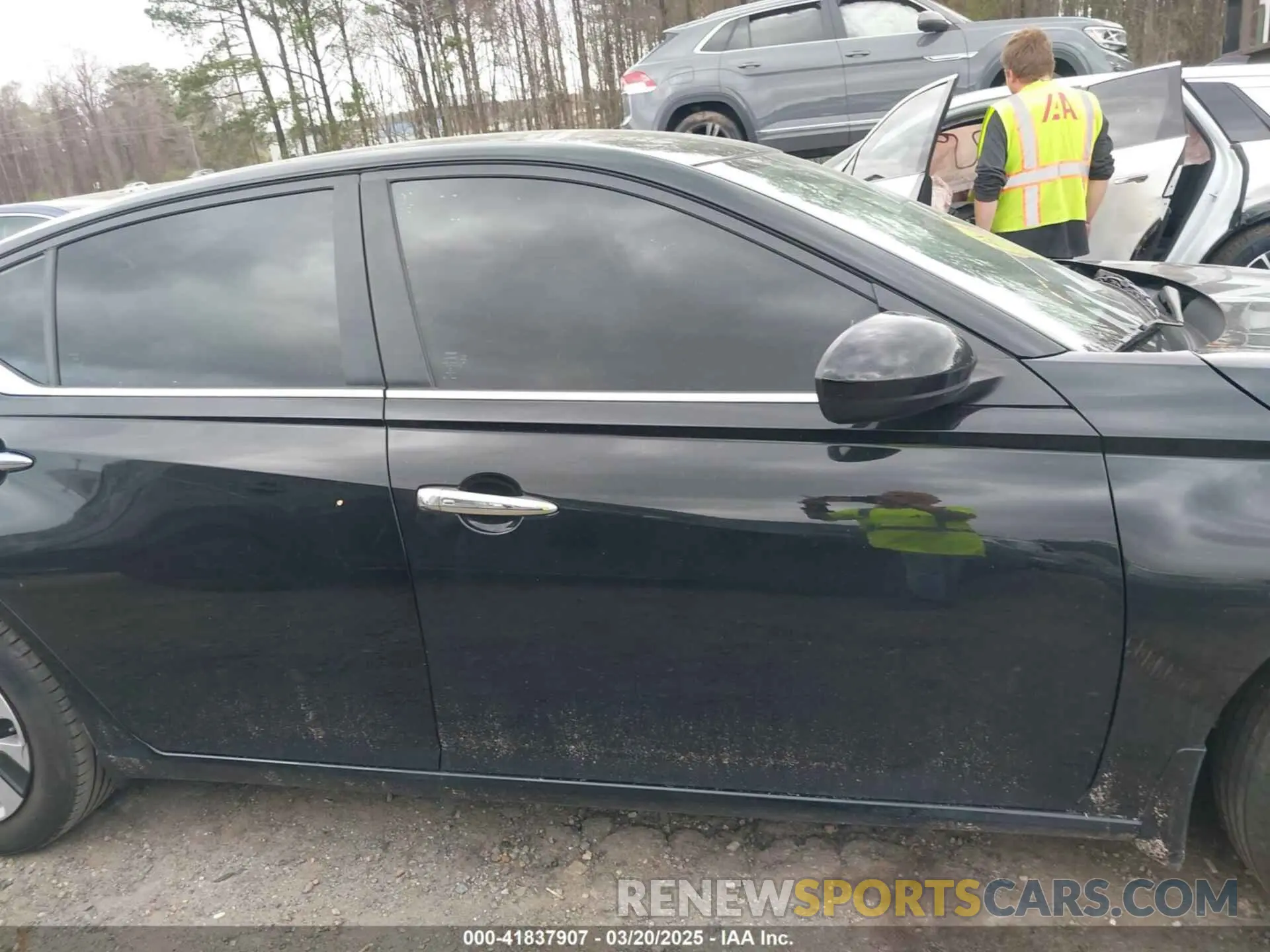 14 Photograph of a damaged car 1N4BL4BV4MN418768 NISSAN ALTIMA 2021
