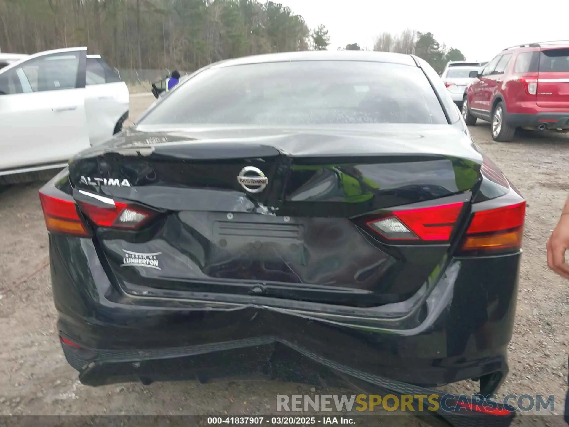 17 Photograph of a damaged car 1N4BL4BV4MN418768 NISSAN ALTIMA 2021