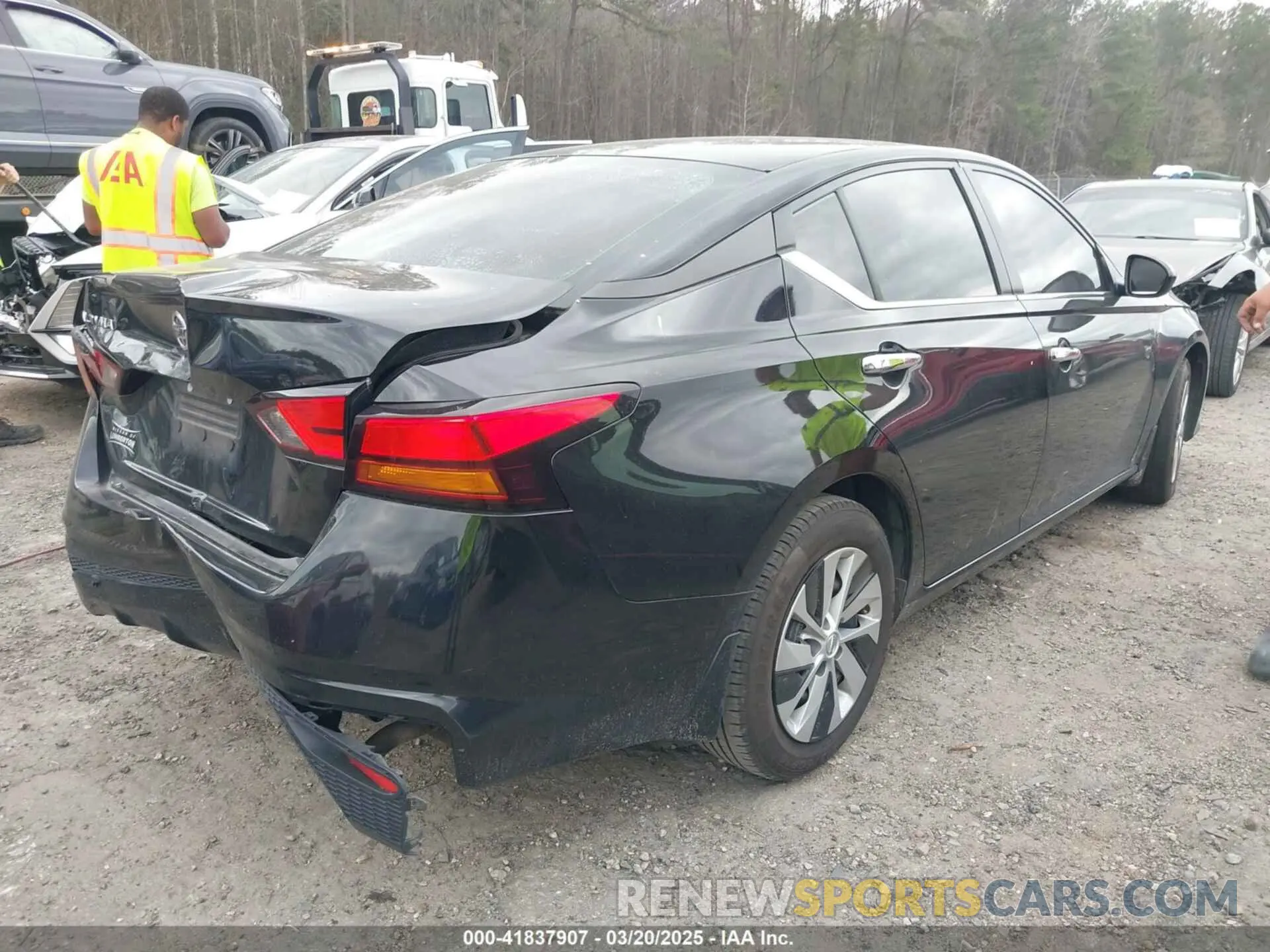 4 Photograph of a damaged car 1N4BL4BV4MN418768 NISSAN ALTIMA 2021