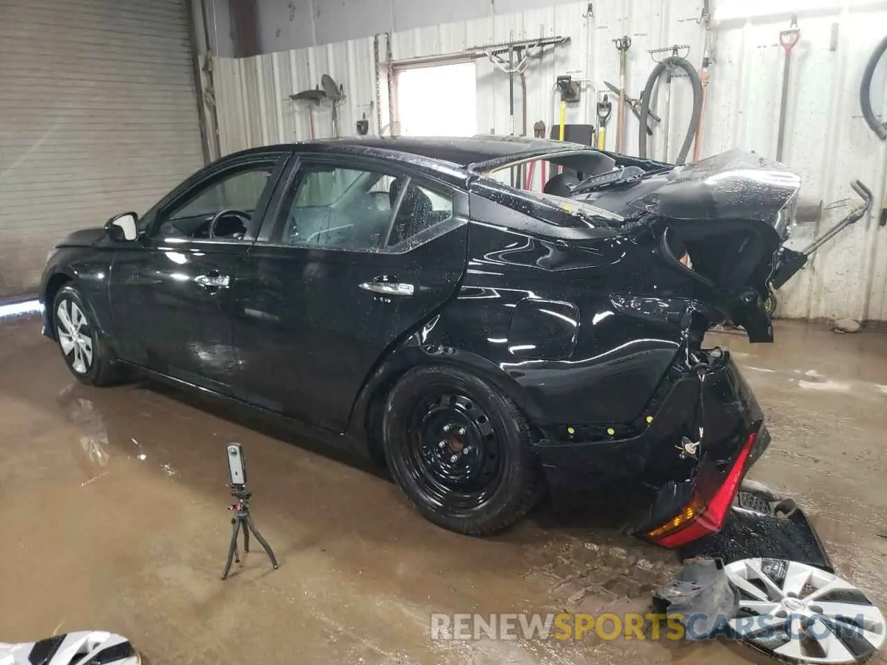 2 Photograph of a damaged car 1N4BL4BV5MN351078 NISSAN ALTIMA 2021