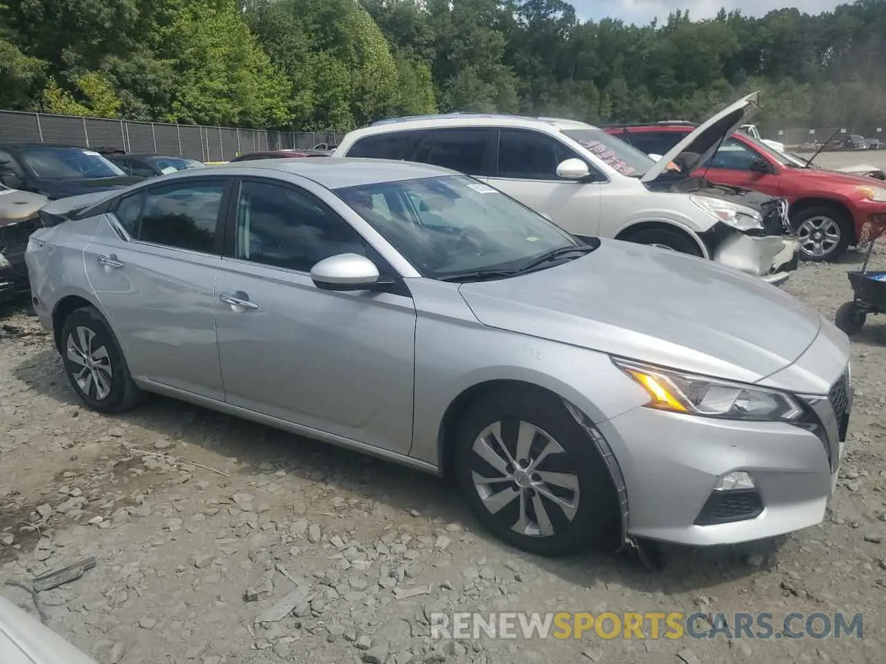 4 Photograph of a damaged car 1N4BL4BV5MN353994 NISSAN ALTIMA 2021
