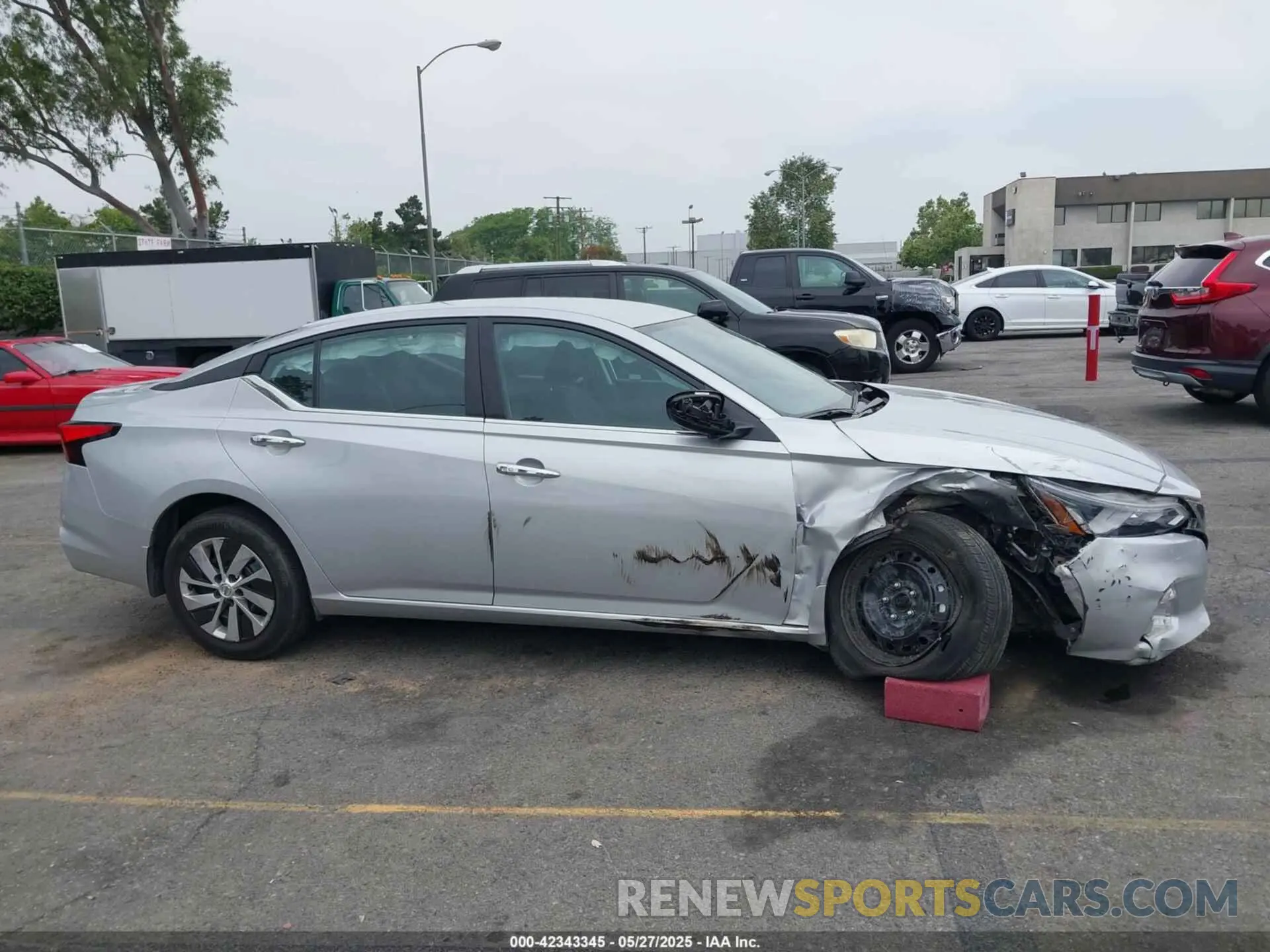 12 Photograph of a damaged car 1N4BL4BV5MN422134 NISSAN ALTIMA 2021