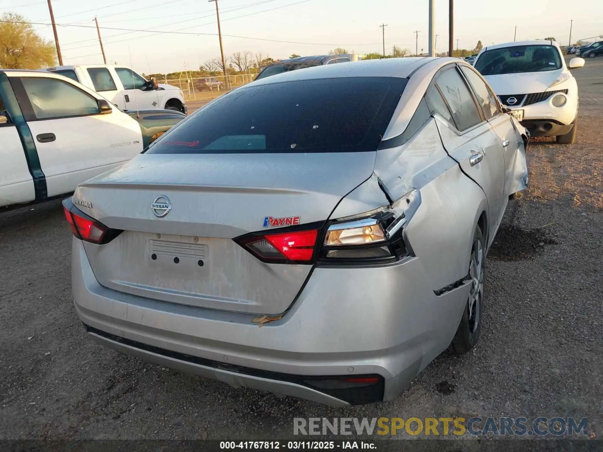 4 Photograph of a damaged car 1N4BL4BV6MN310474 NISSAN ALTIMA 2021