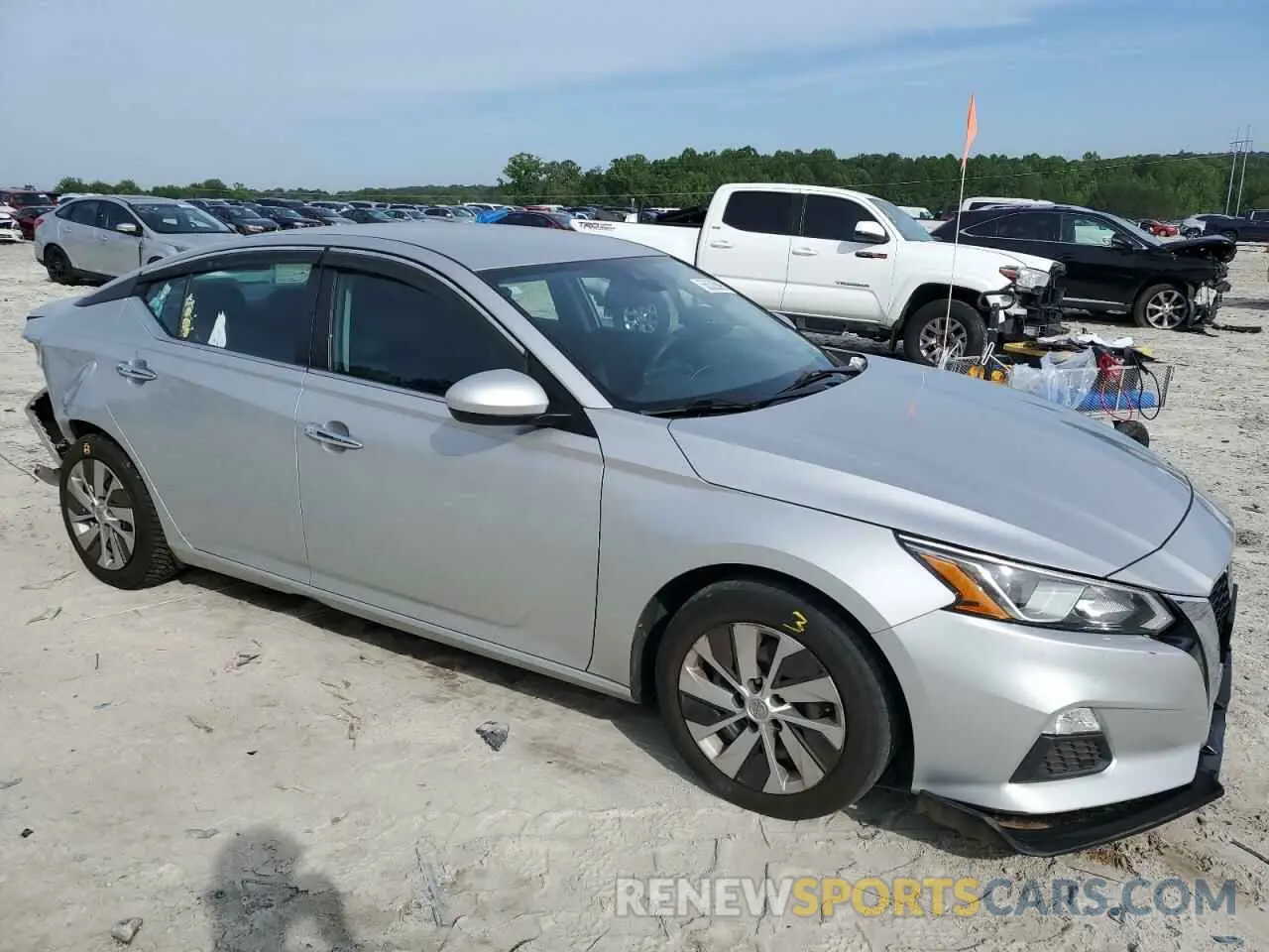 4 Photograph of a damaged car 1N4BL4BV6MN356211 NISSAN ALTIMA 2021