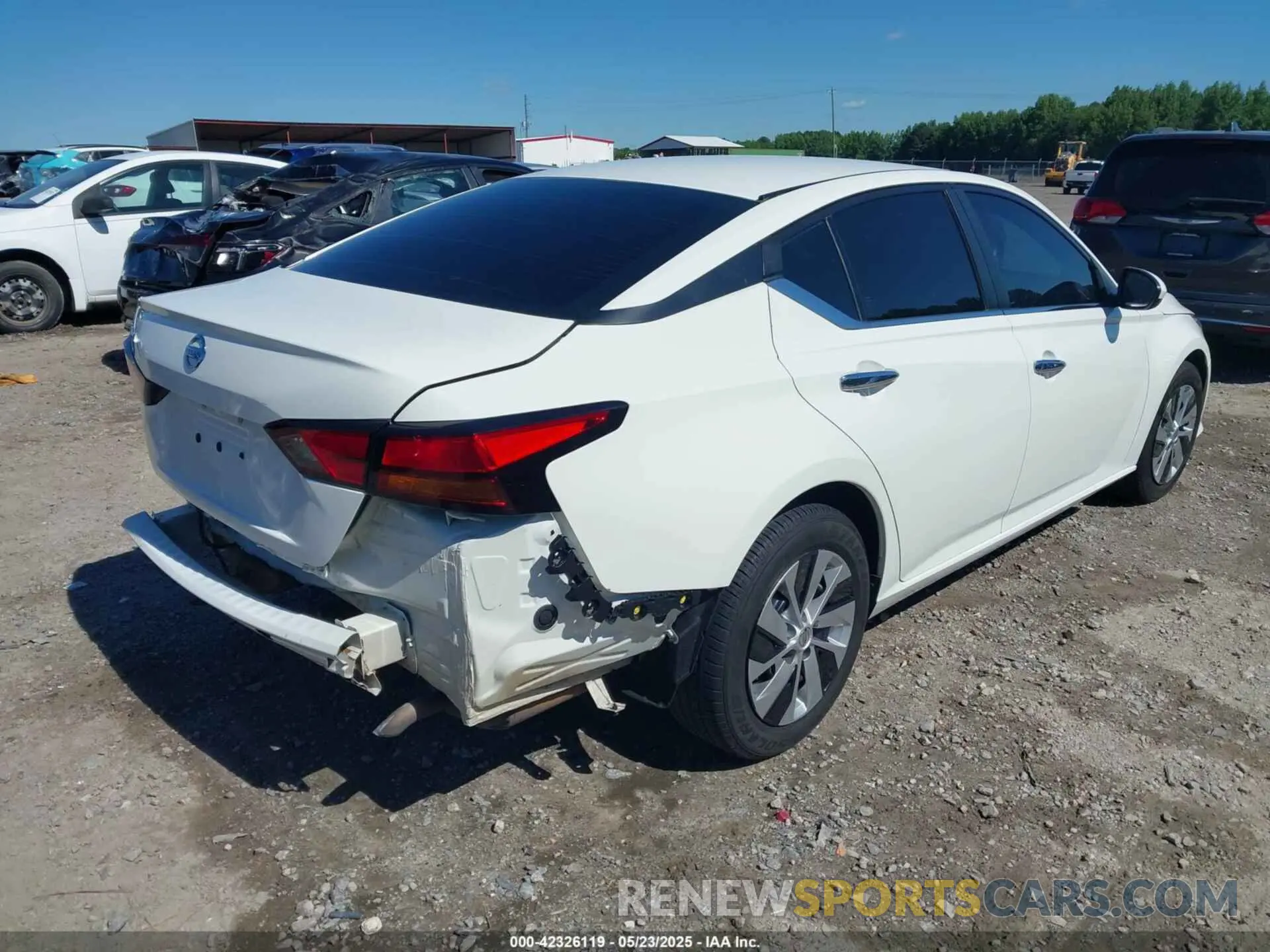 4 Photograph of a damaged car 1N4BL4BV6MN359741 NISSAN ALTIMA 2021