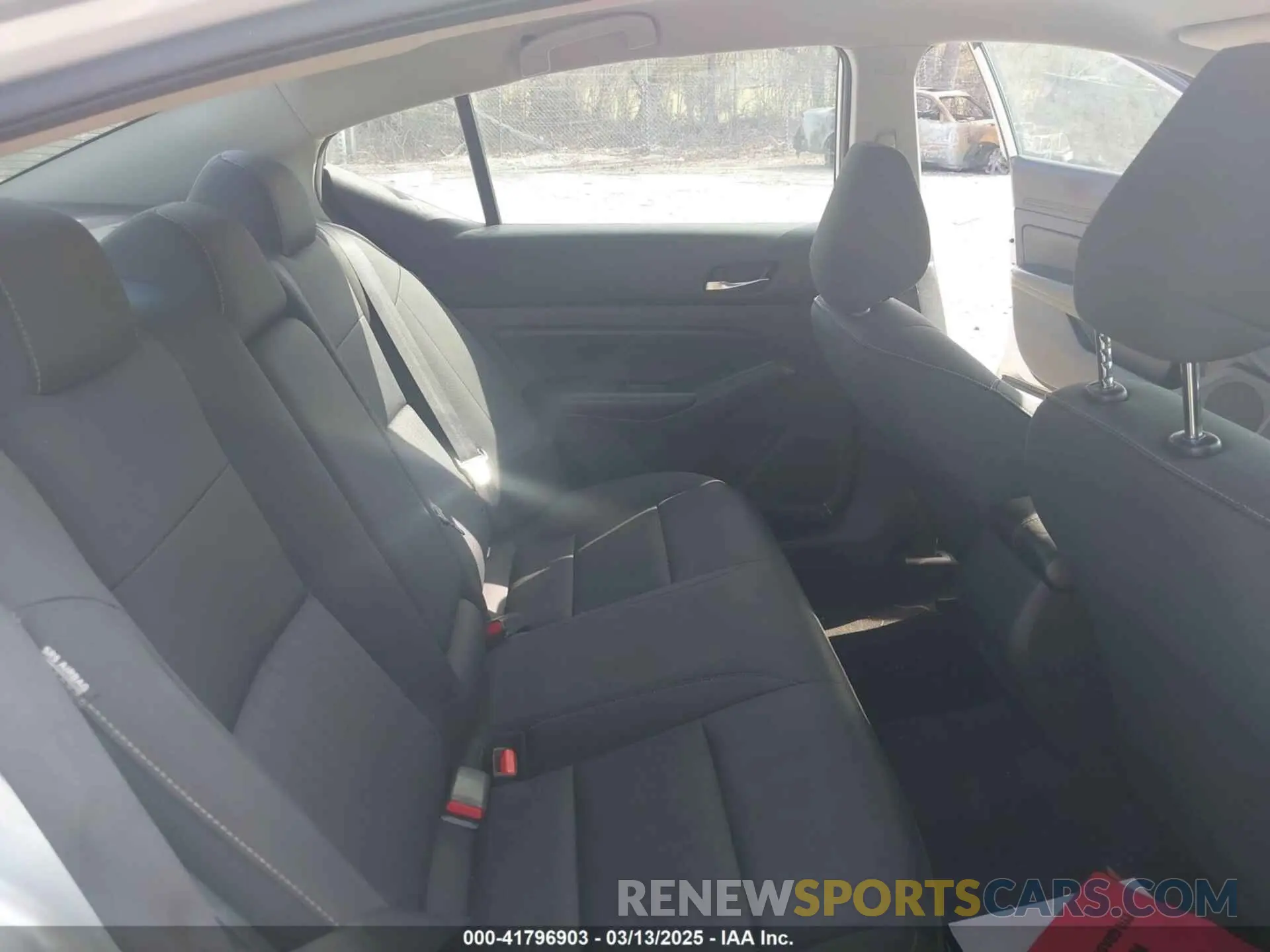 8 Photograph of a damaged car 1N4BL4BV6MN378256 NISSAN ALTIMA 2021