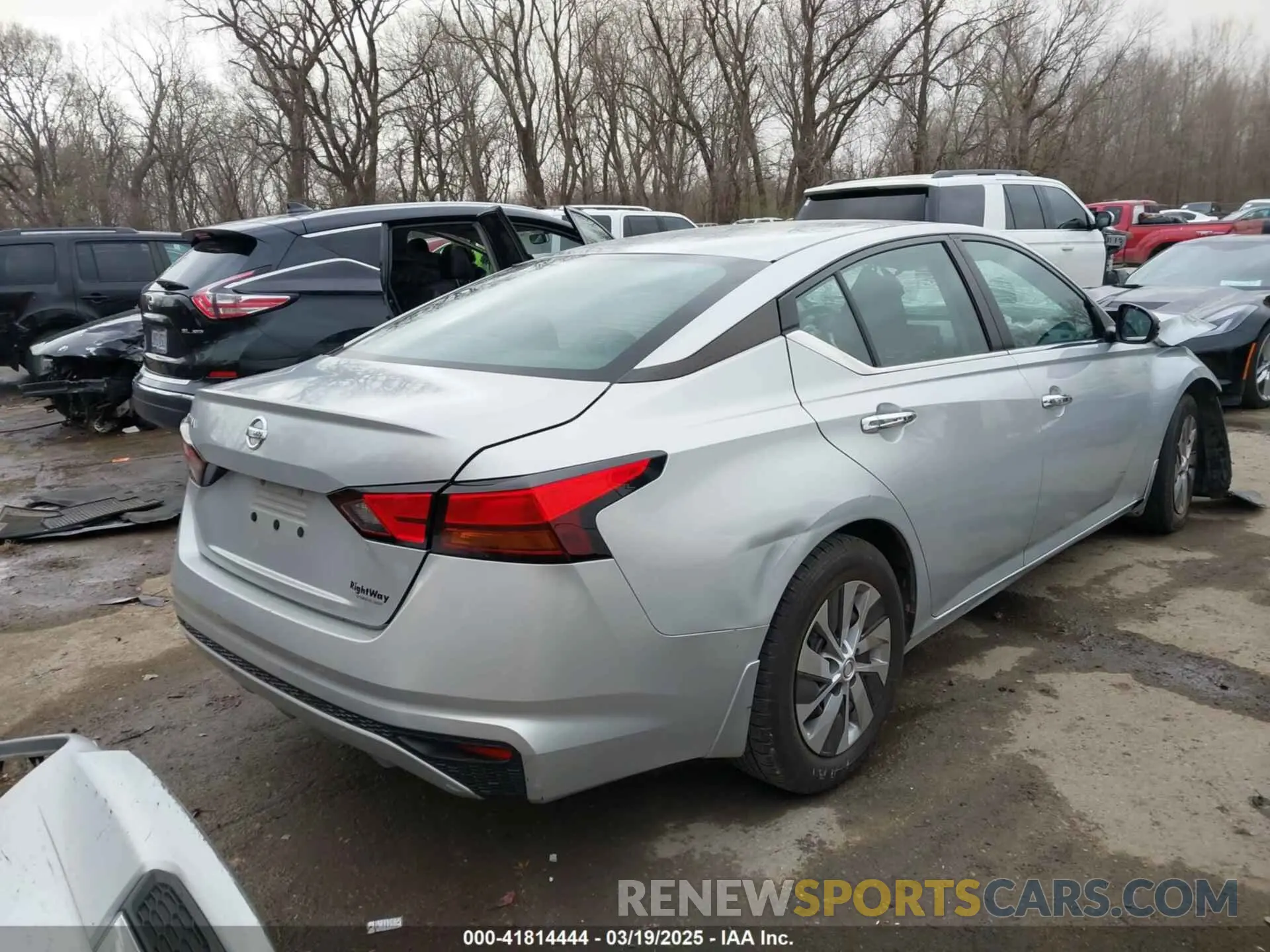 4 Photograph of a damaged car 1N4BL4BV6MN380959 NISSAN ALTIMA 2021