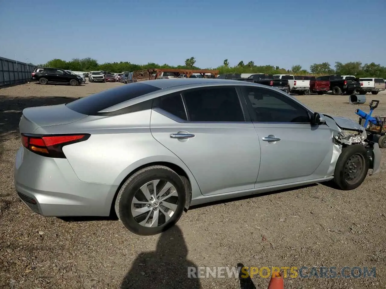 3 Photograph of a damaged car 1N4BL4BV6MN404242 NISSAN ALTIMA 2021