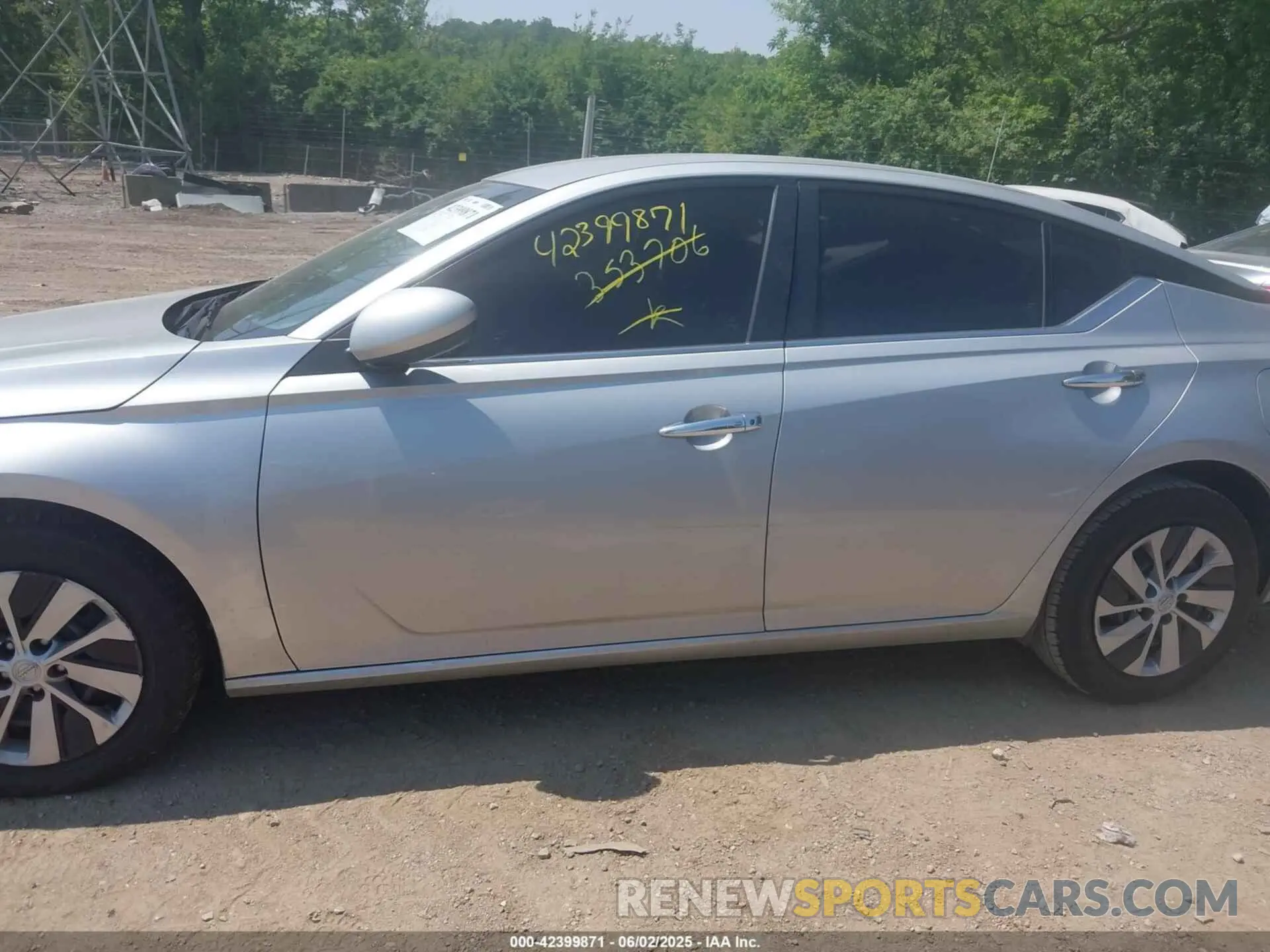 14 Photograph of a damaged car 1N4BL4BV7MN353706 NISSAN ALTIMA 2021