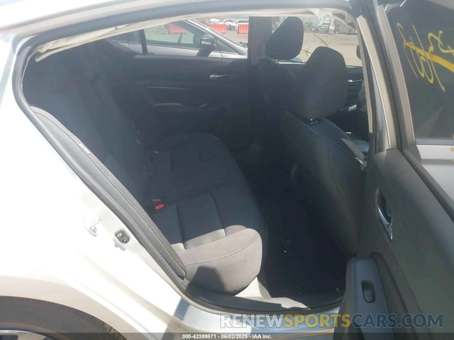 8 Photograph of a damaged car 1N4BL4BV7MN353706 NISSAN ALTIMA 2021