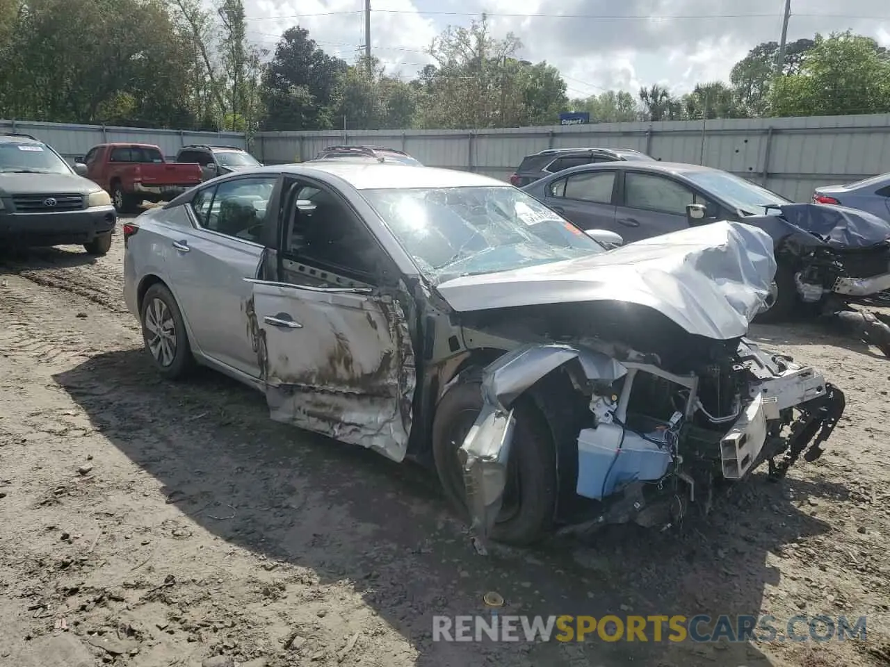 4 Photograph of a damaged car 1N4BL4BV7MN413676 NISSAN ALTIMA 2021