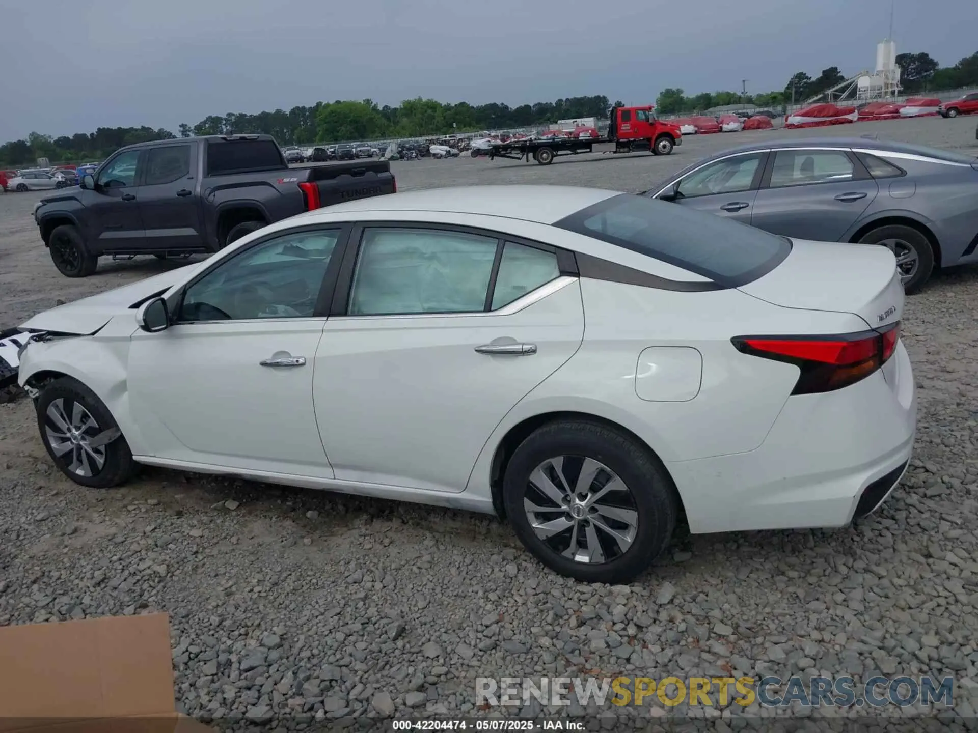 14 Photograph of a damaged car 1N4BL4BV8MN359627 NISSAN ALTIMA 2021