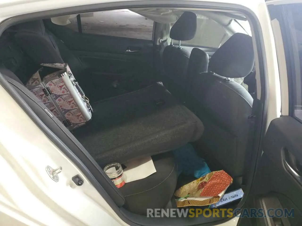 10 Photograph of a damaged car 1N4BL4BV9MN363637 NISSAN ALTIMA 2021