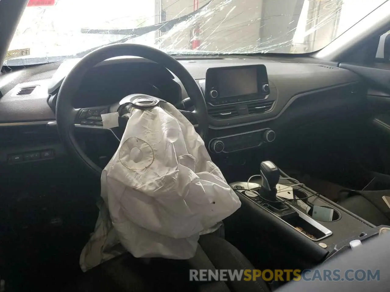 8 Photograph of a damaged car 1N4BL4BV9MN363637 NISSAN ALTIMA 2021