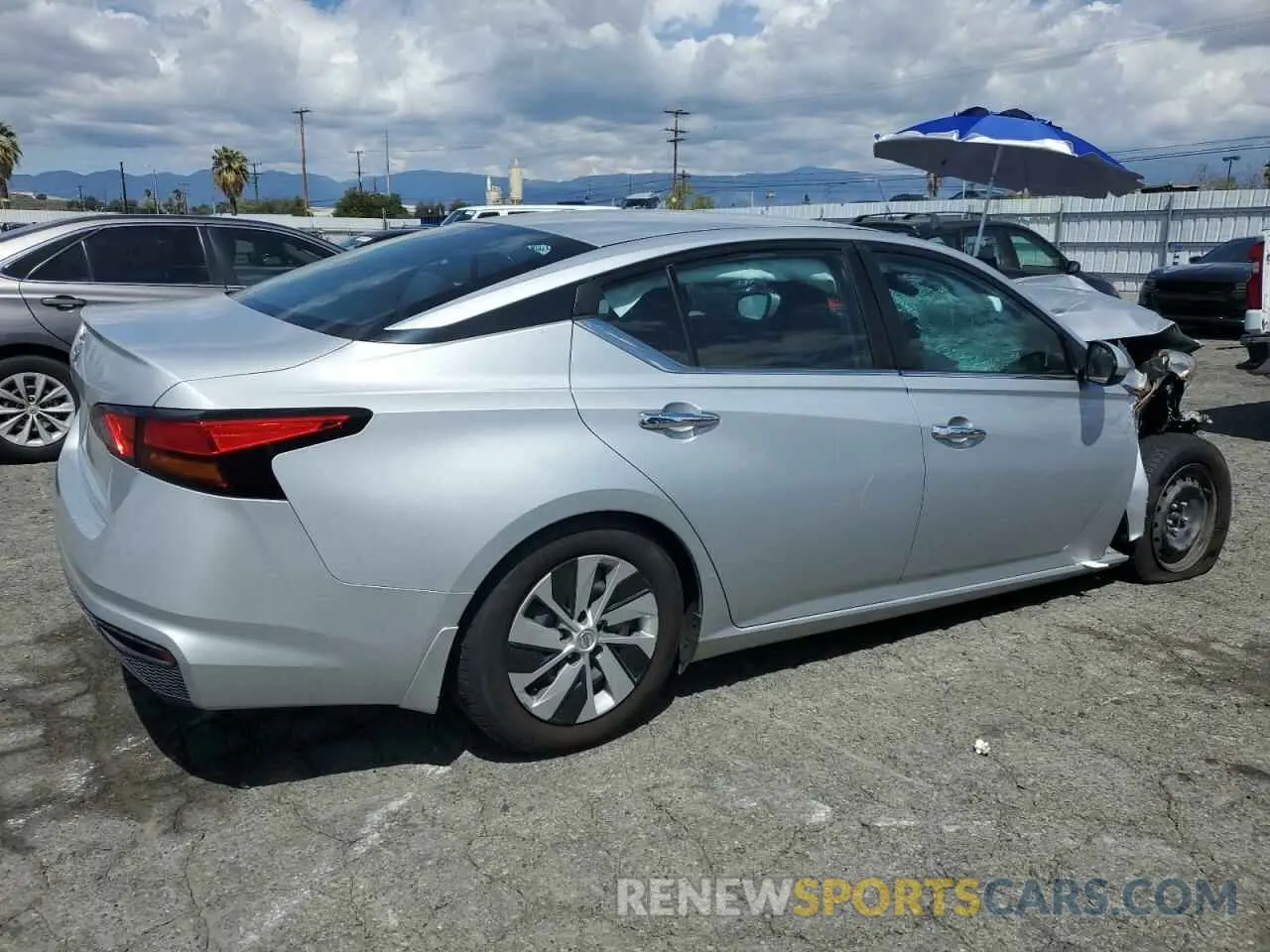 3 Photograph of a damaged car 1N4BL4BVXMN365963 NISSAN ALTIMA 2021