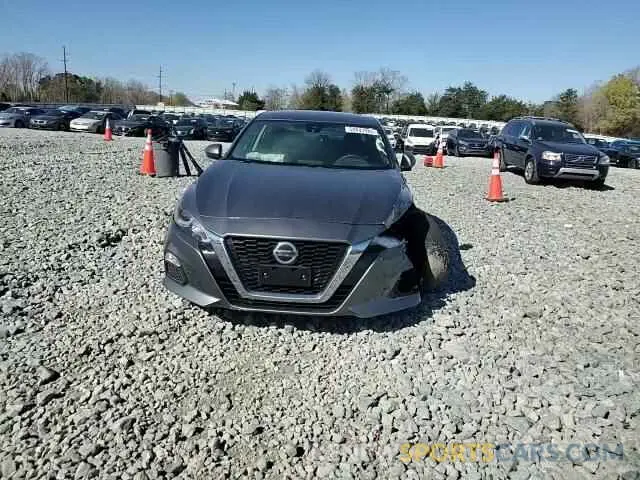10 Photograph of a damaged car 1N4BL4BVXMN422601 NISSAN ALTIMA 2021
