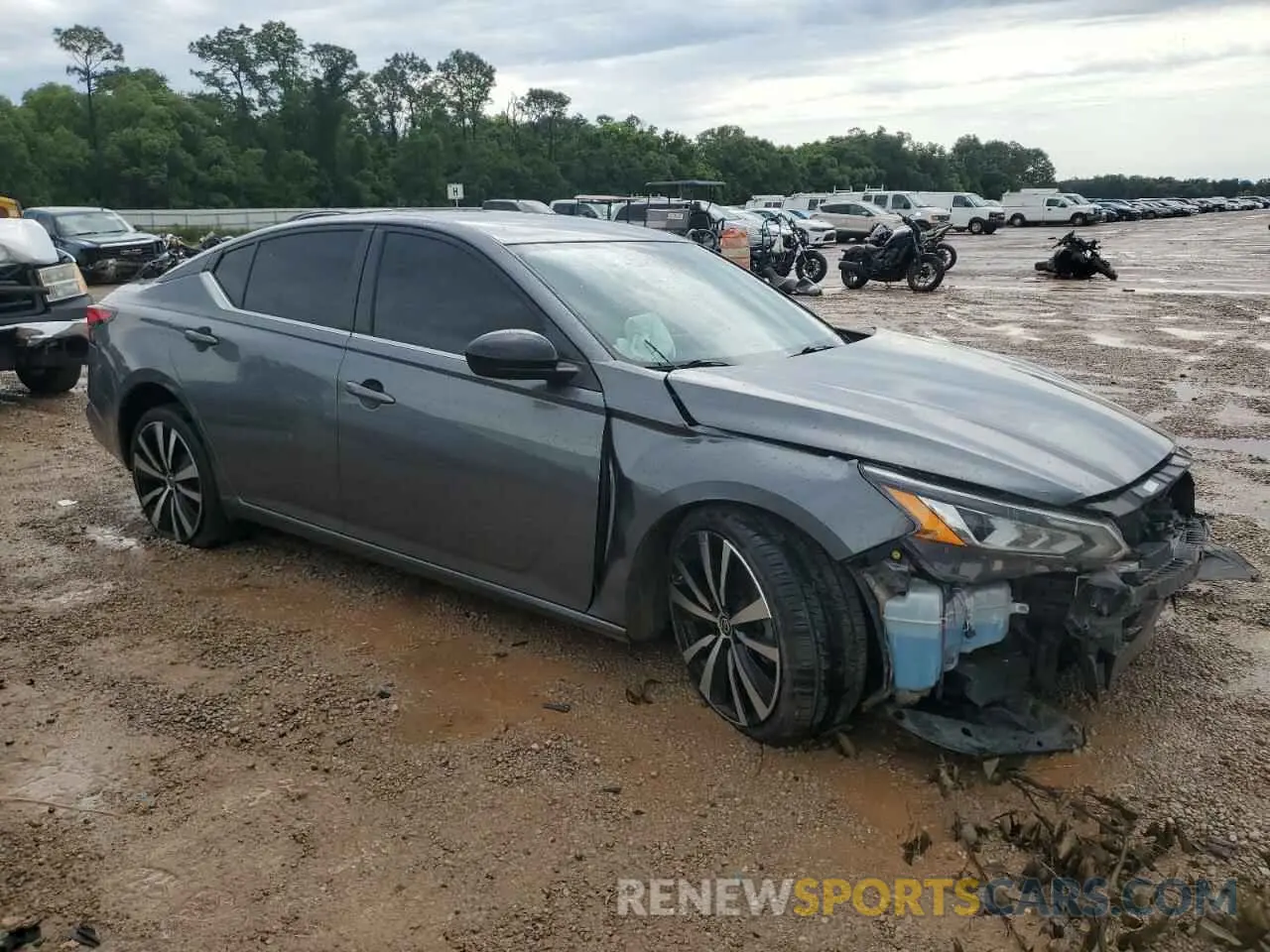 4 Photograph of a damaged car 1N4BL4CV0MN303437 NISSAN ALTIMA 2021