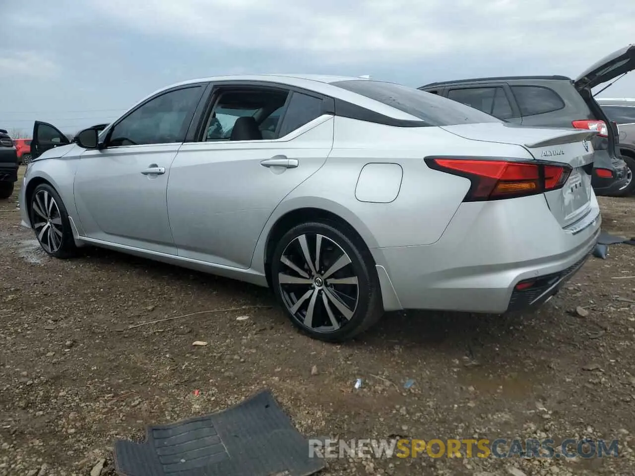 2 Photograph of a damaged car 1N4BL4CV0MN334610 NISSAN ALTIMA 2021