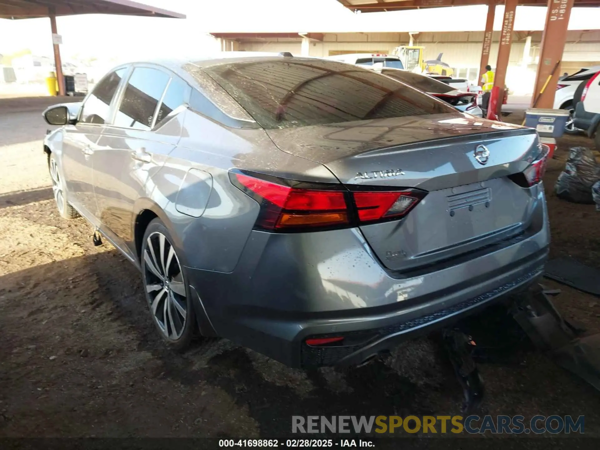 3 Photograph of a damaged car 1N4BL4CV0MN381555 NISSAN ALTIMA 2021