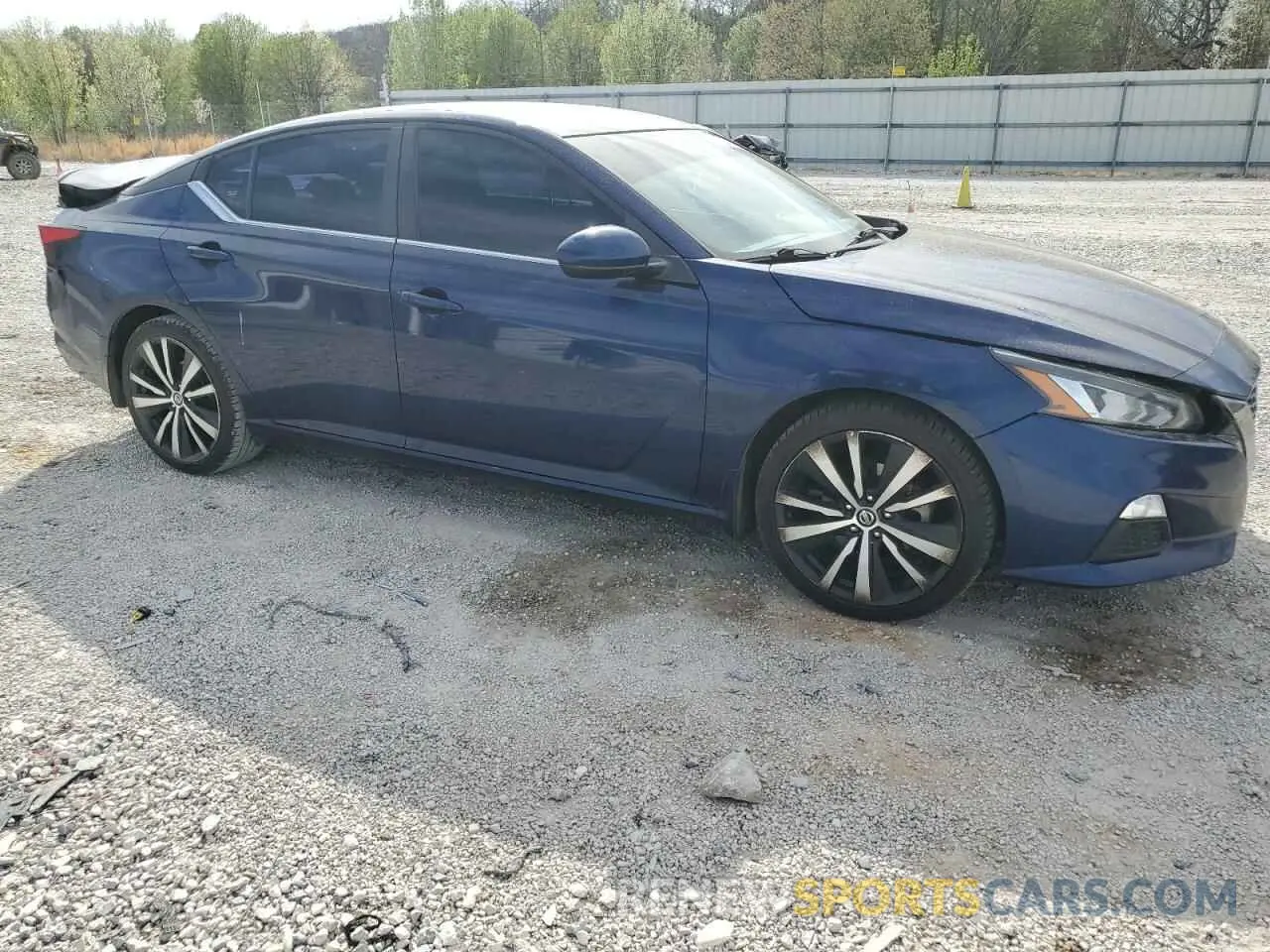 4 Photograph of a damaged car 1N4BL4CV0MN383161 NISSAN ALTIMA 2021