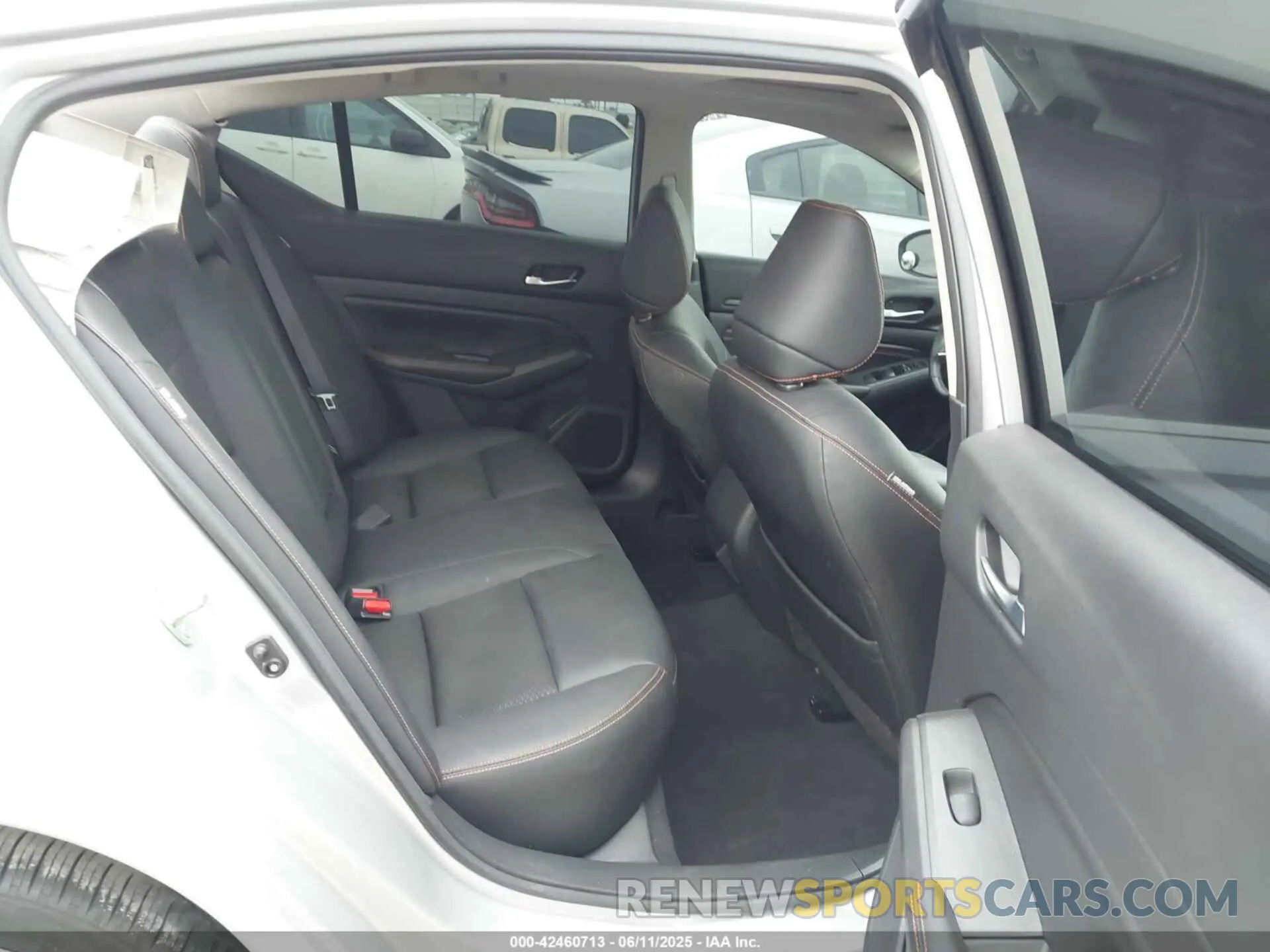 8 Photograph of a damaged car 1N4BL4CV1MN334891 NISSAN ALTIMA 2021
