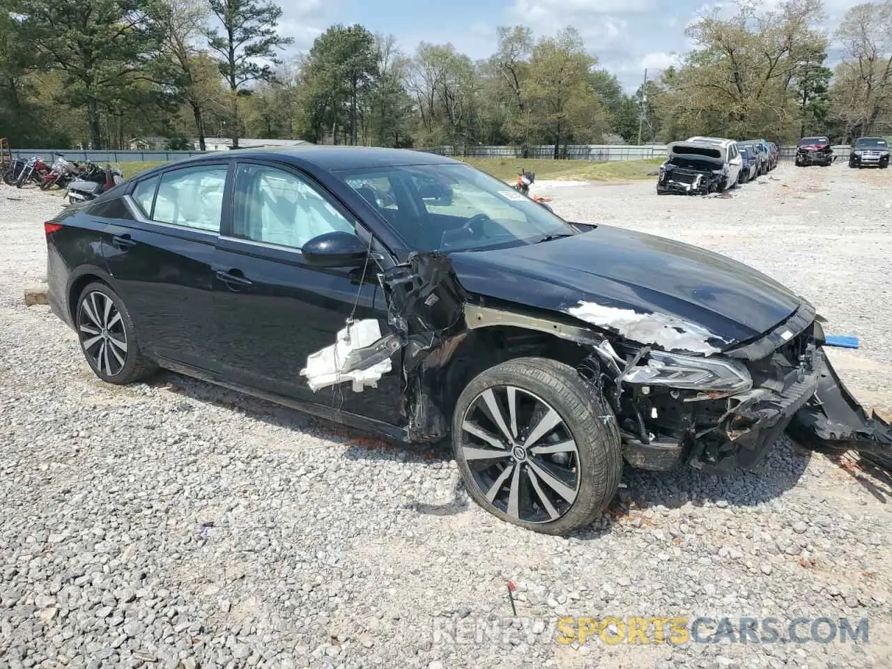 4 Photograph of a damaged car 1N4BL4CV1MN367065 NISSAN ALTIMA 2021