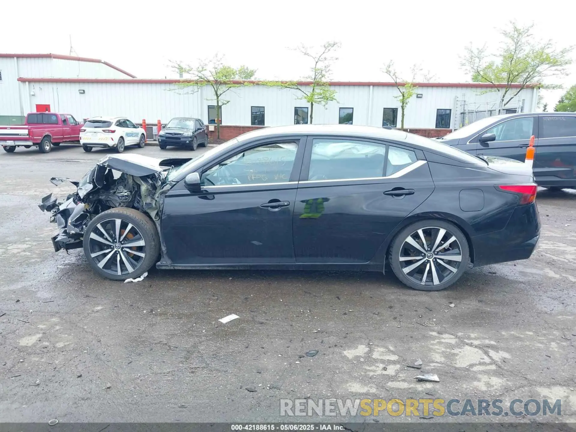 13 Photograph of a damaged car 1N4BL4CV1MN389471 NISSAN ALTIMA 2021
