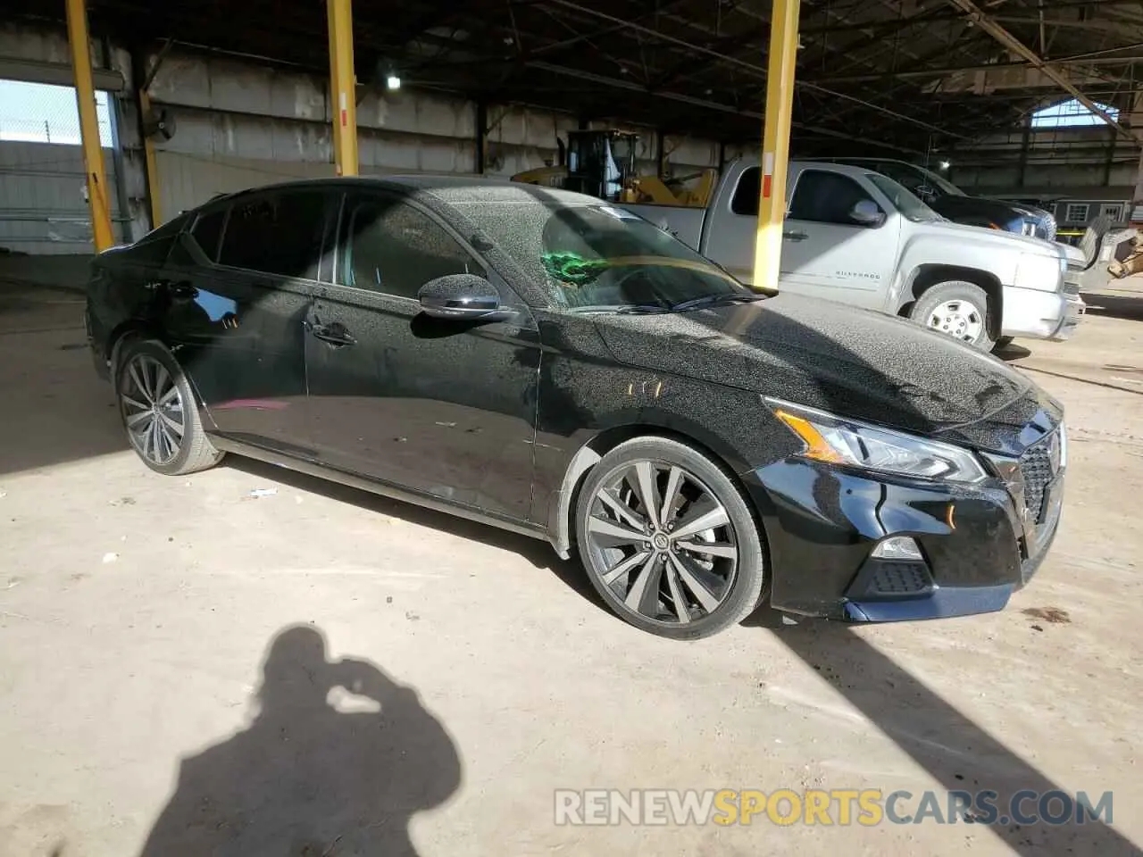 4 Photograph of a damaged car 1N4BL4CV1MN411081 NISSAN ALTIMA 2021