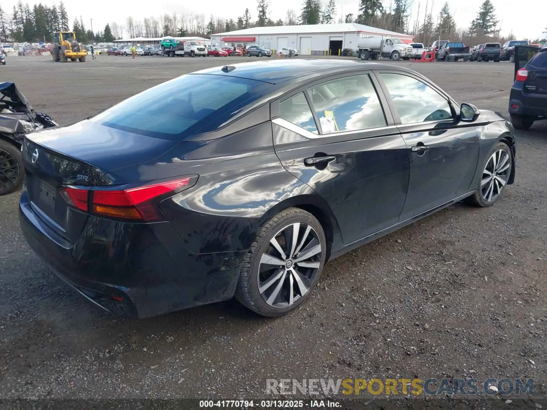 4 Photograph of a damaged car 1N4BL4CV1MN417270 NISSAN ALTIMA 2021