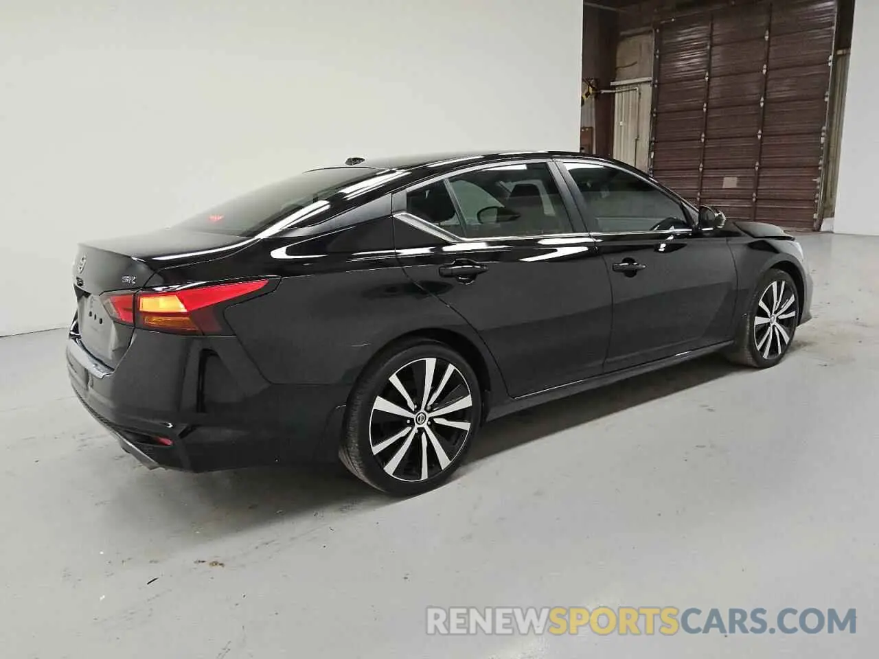3 Photograph of a damaged car 1N4BL4CV2MN335015 NISSAN ALTIMA 2021