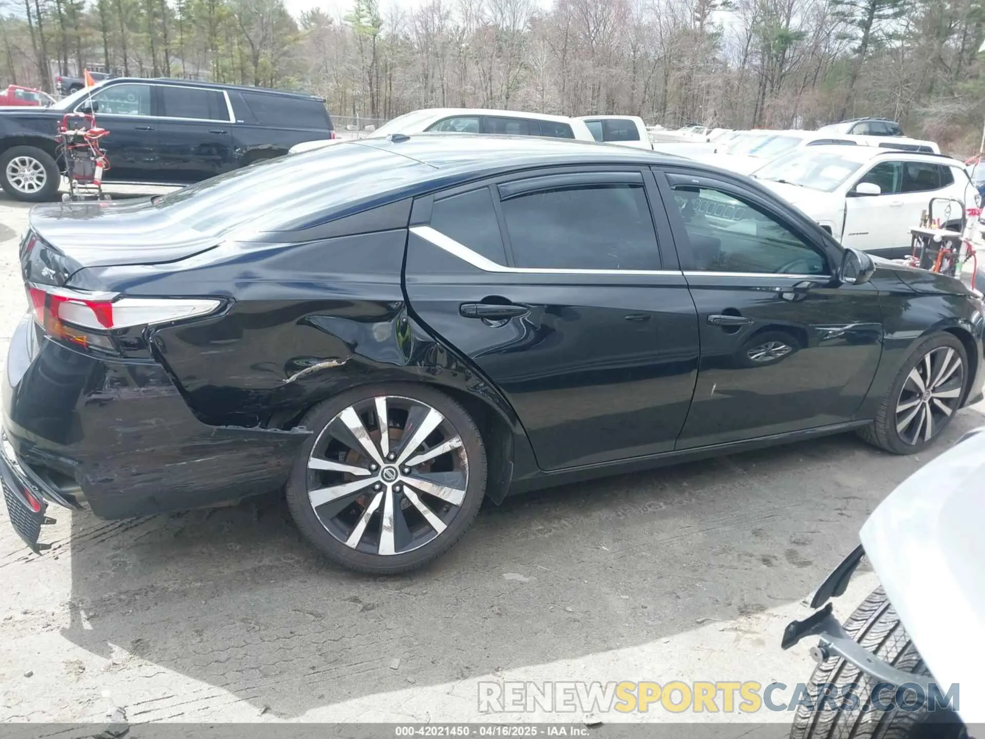 13 Photograph of a damaged car 1N4BL4CV2MN368192 NISSAN ALTIMA 2021