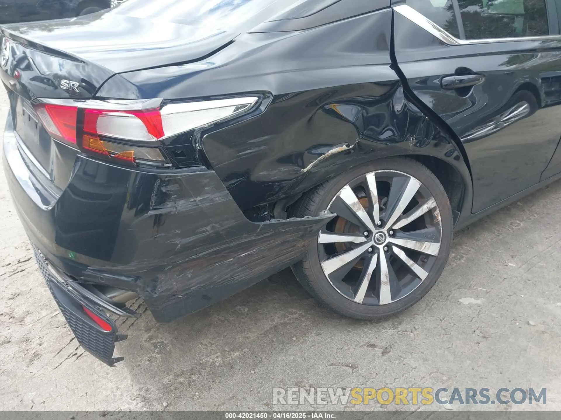 6 Photograph of a damaged car 1N4BL4CV2MN368192 NISSAN ALTIMA 2021