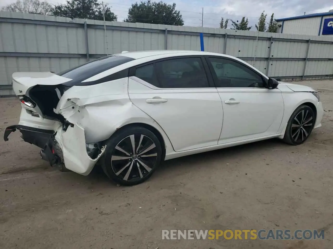 3 Photograph of a damaged car 1N4BL4CV2MN384120 NISSAN ALTIMA 2021