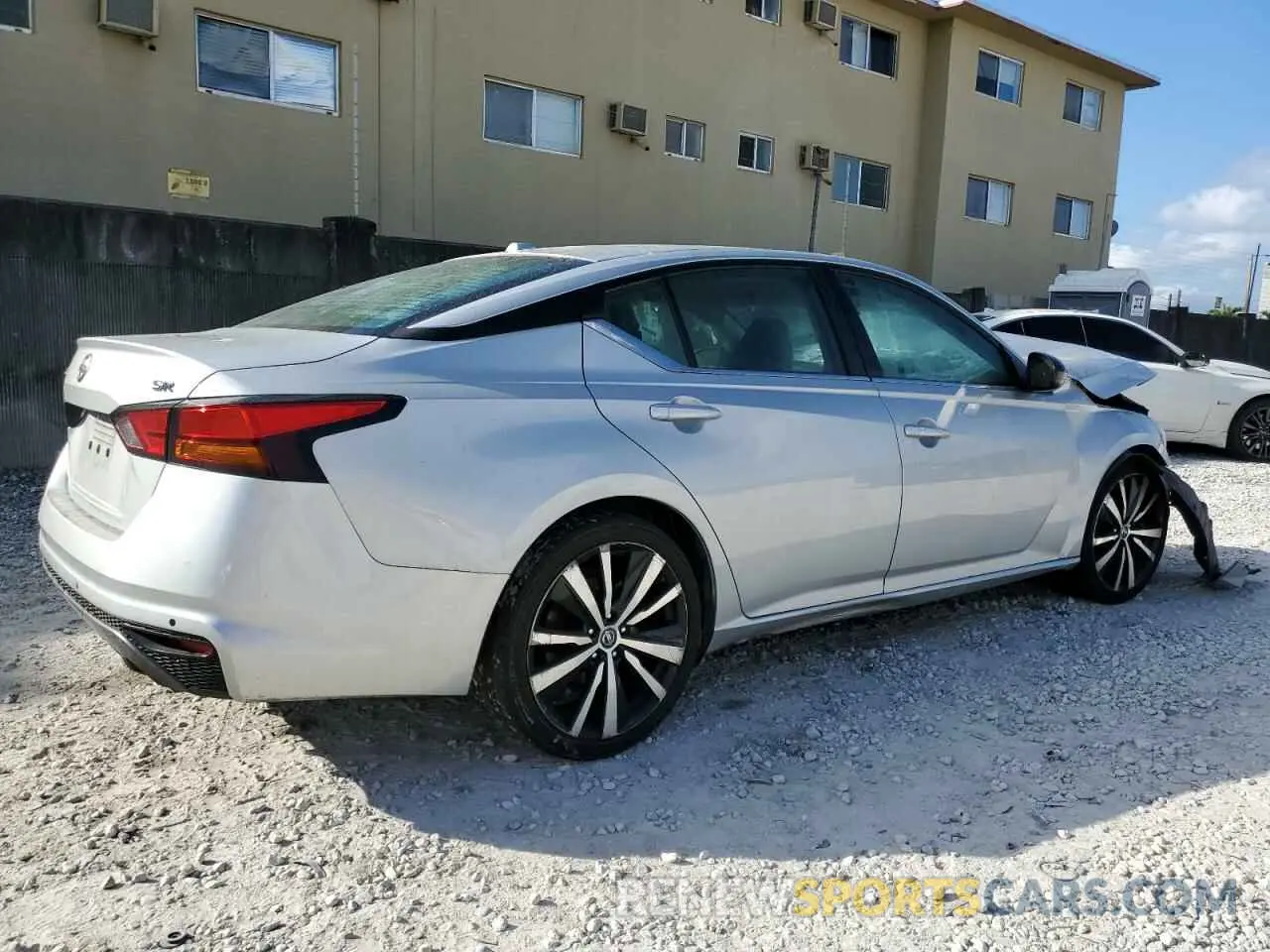 3 Photograph of a damaged car 1N4BL4CV2MN390760 NISSAN ALTIMA 2021