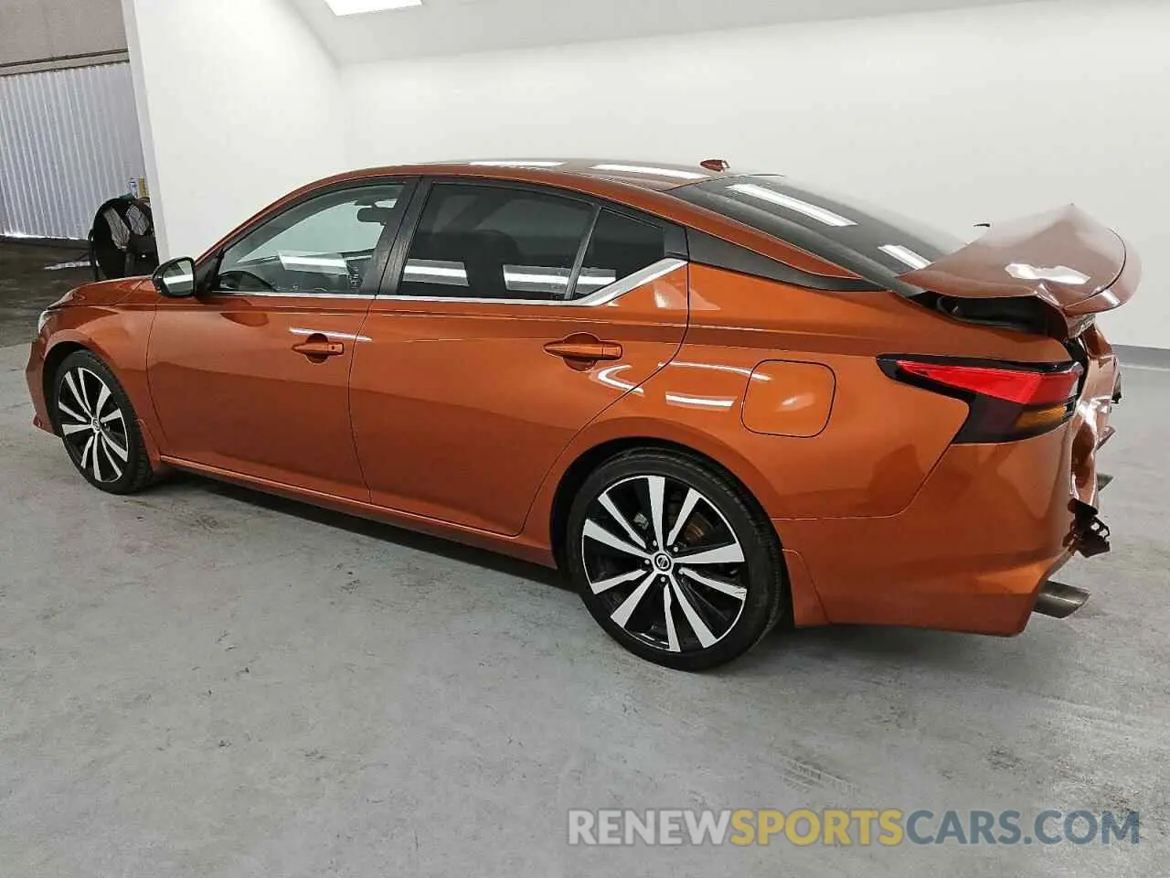 2 Photograph of a damaged car 1N4BL4CV2MN406830 NISSAN ALTIMA 2021