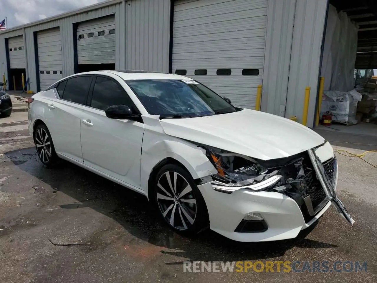 4 Photograph of a damaged car 1N4BL4CV3MN310009 NISSAN ALTIMA 2021