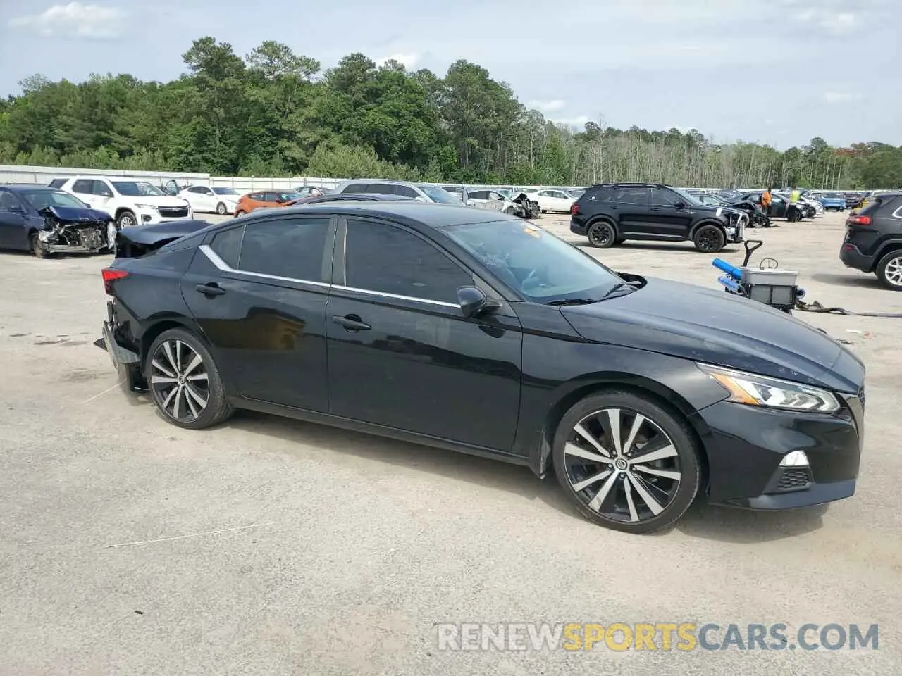 4 Photograph of a damaged car 1N4BL4CV3MN328090 NISSAN ALTIMA 2021