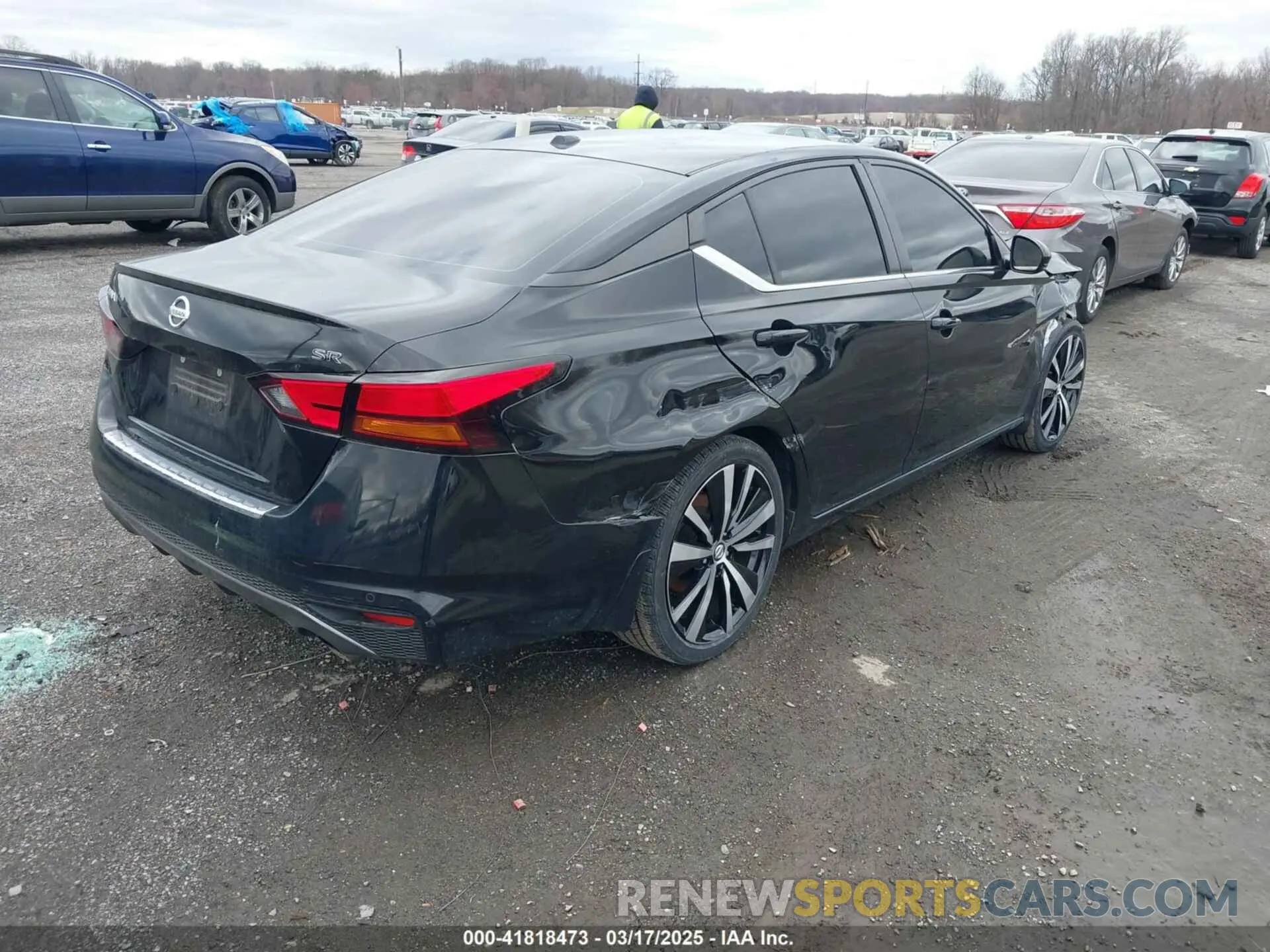 4 Photograph of a damaged car 1N4BL4CV3MN381551 NISSAN ALTIMA 2021