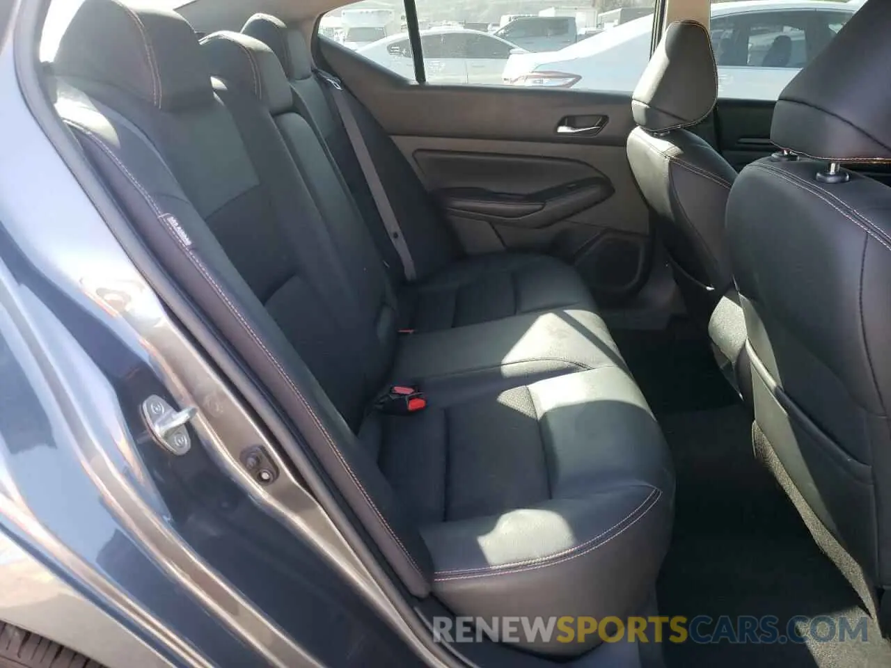 10 Photograph of a damaged car 1N4BL4CV3MN385583 NISSAN ALTIMA 2021