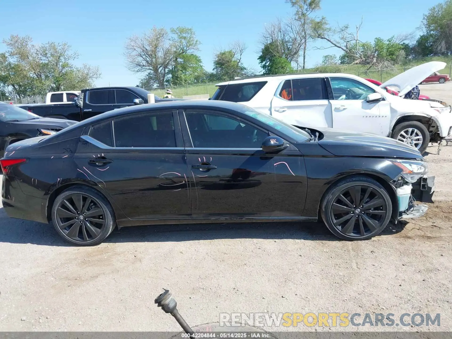 14 Photograph of a damaged car 1N4BL4CV3MN396129 NISSAN ALTIMA 2021
