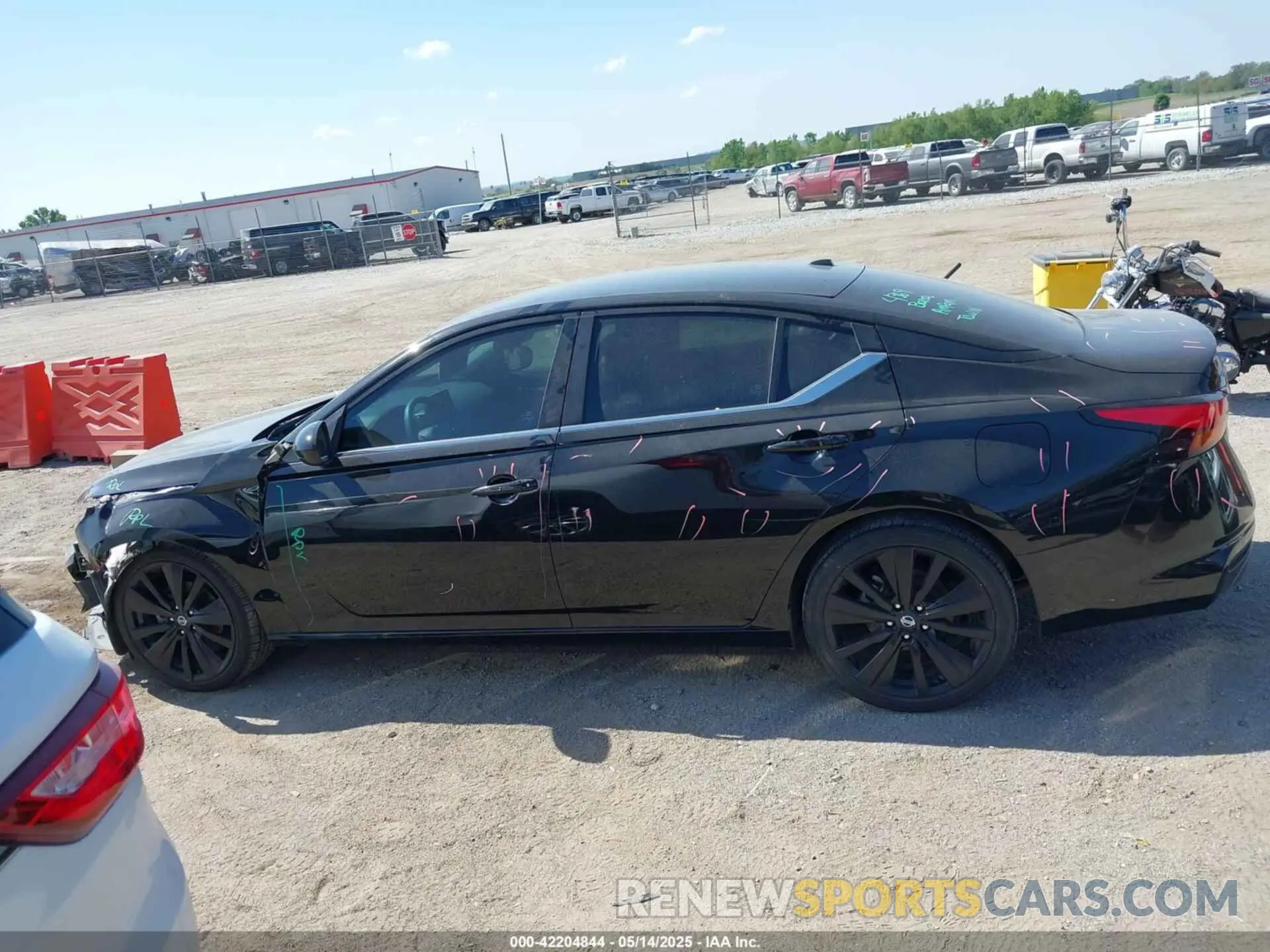 15 Photograph of a damaged car 1N4BL4CV3MN396129 NISSAN ALTIMA 2021