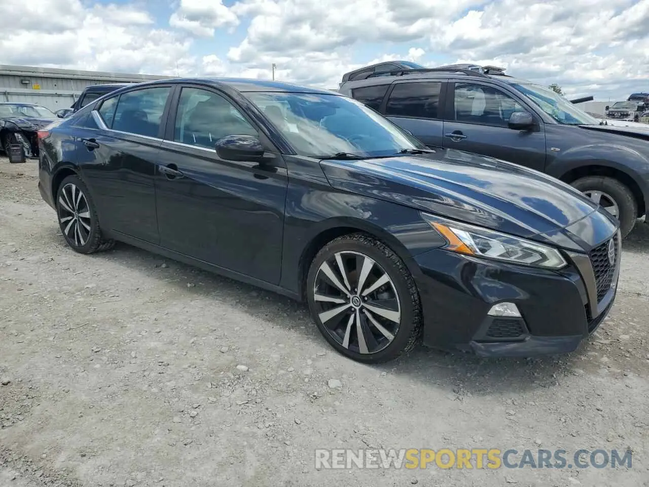 4 Photograph of a damaged car 1N4BL4CV4MN306079 NISSAN ALTIMA 2021