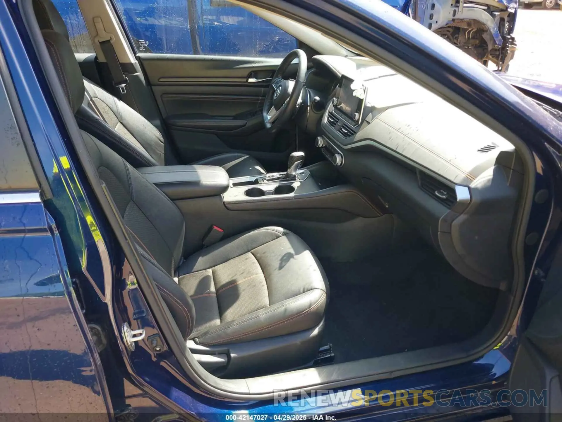 5 Photograph of a damaged car 1N4BL4CV4MN313307 NISSAN ALTIMA 2021