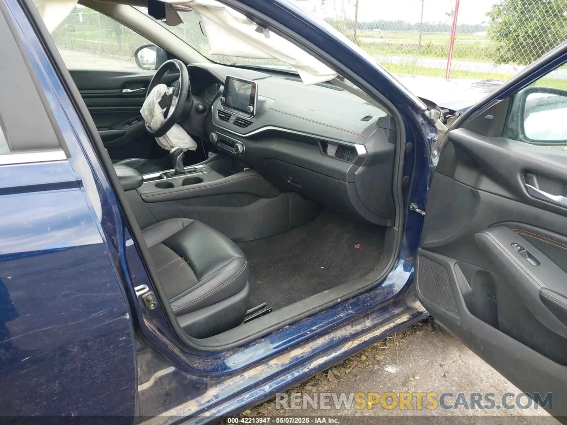 5 Photograph of a damaged car 1N4BL4CV4MN353094 NISSAN ALTIMA 2021