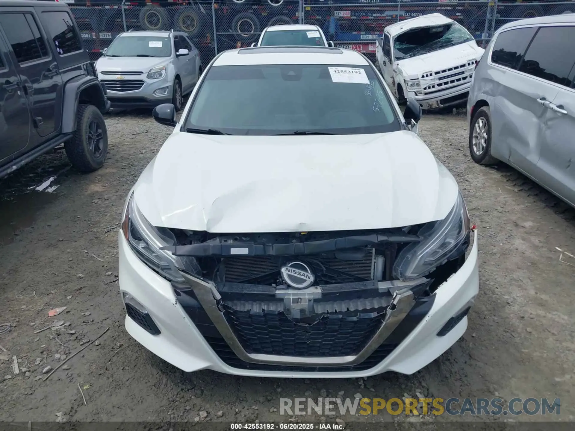 12 Photograph of a damaged car 1N4BL4CV4MN364953 NISSAN ALTIMA 2021