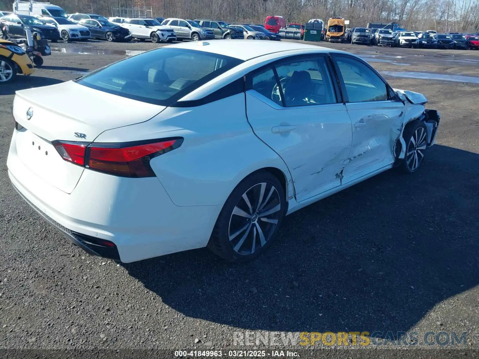 4 Photograph of a damaged car 1N4BL4CV4MN390338 NISSAN ALTIMA 2021