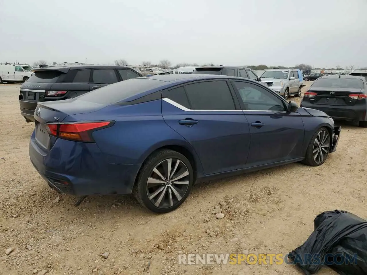 3 Photograph of a damaged car 1N4BL4CV5MN305183 NISSAN ALTIMA 2021